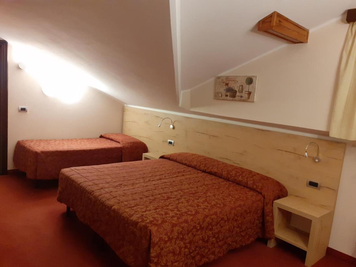 Hotel Des Alpes Castione della Presolana Luaran gambar