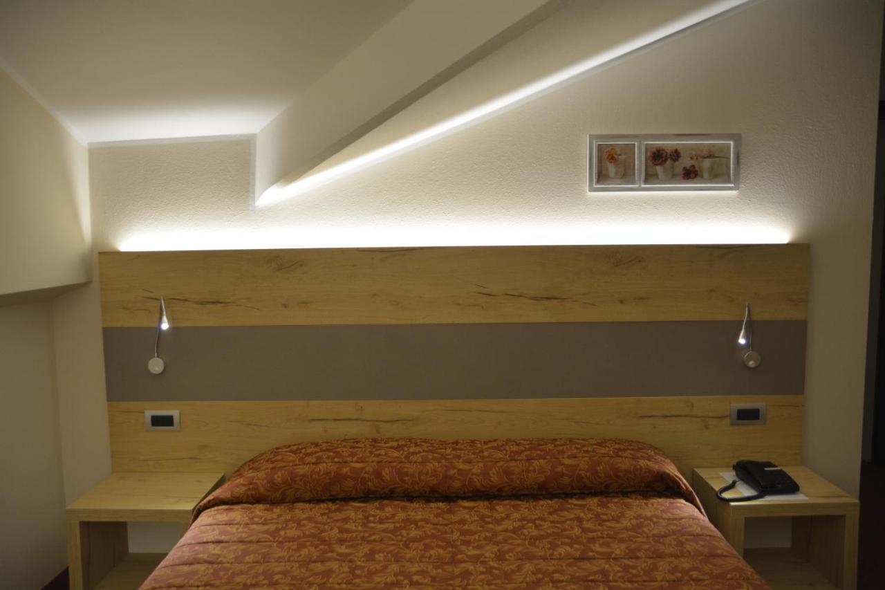 Hotel Des Alpes Castione della Presolana Luaran gambar
