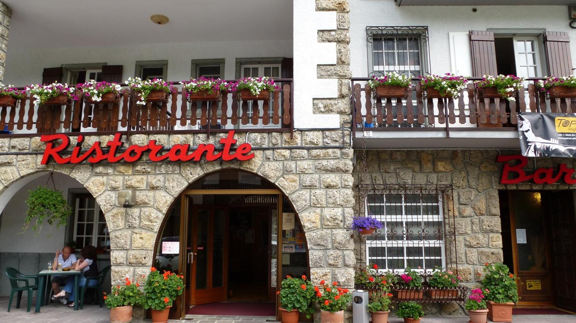 Hotel Des Alpes Castione della Presolana Luaran gambar