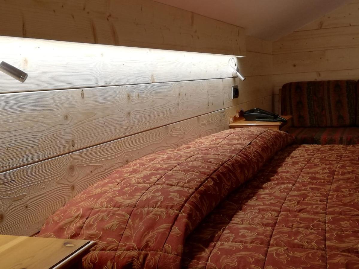 Hotel Des Alpes Castione della Presolana Luaran gambar